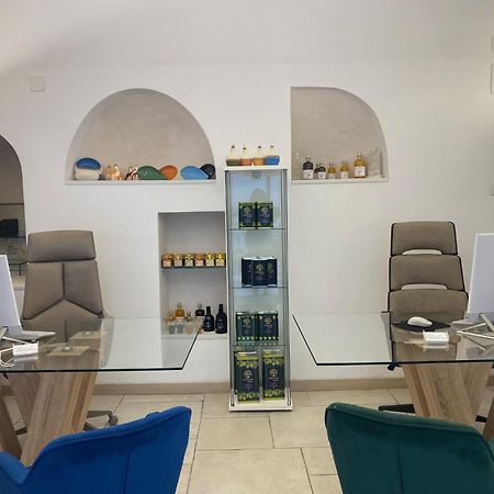 Terrazza Diomede- Manfredi Homes & Villas مانفريدونيا المظهر الخارجي الصورة