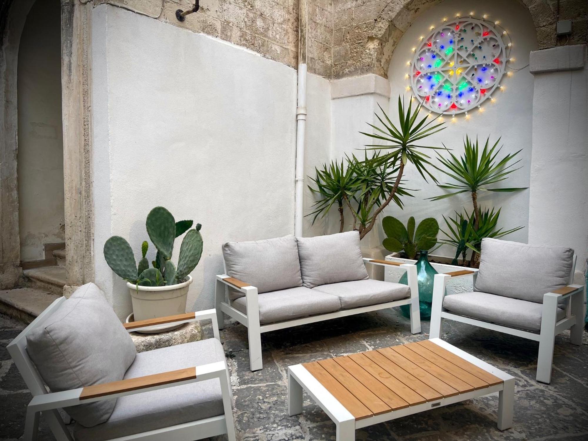 Terrazza Diomede- Manfredi Homes & Villas مانفريدونيا المظهر الخارجي الصورة